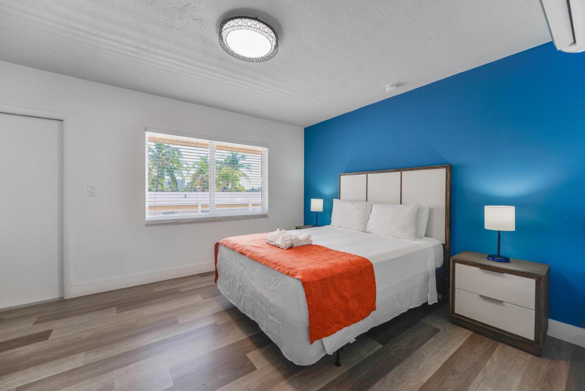 Apartment Comfortable Beachfront With Pool! -m32 *